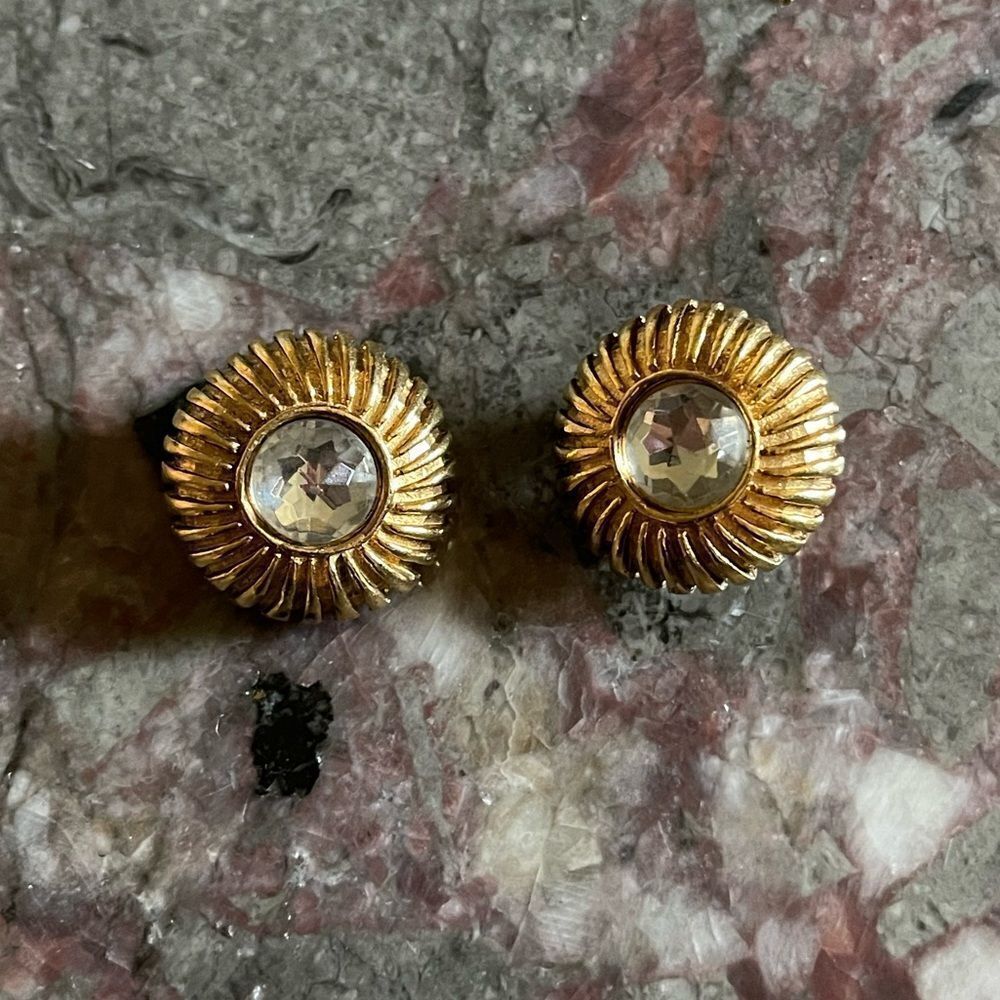 Chanel Clip On earrings